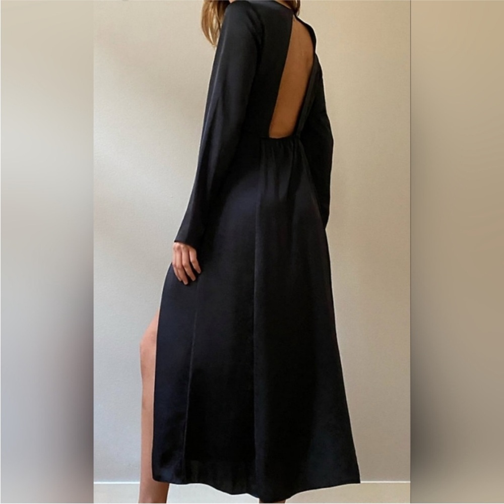 NWOT Aritzia Evora Black Long Sleeve Crew Neck Cocktail Gown
